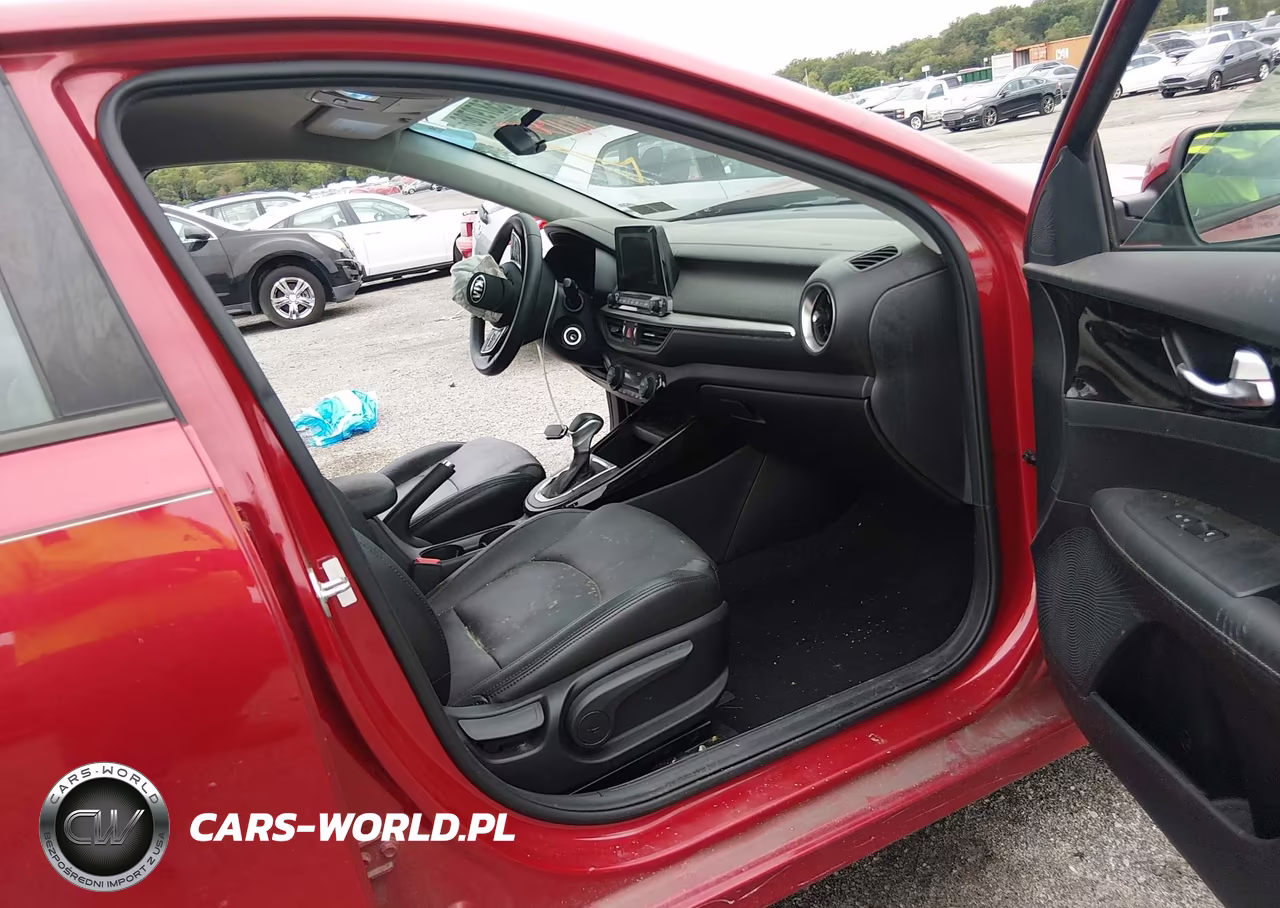 2019 Kia Forte S VIN:3KPF34AD3KE013815 - 5