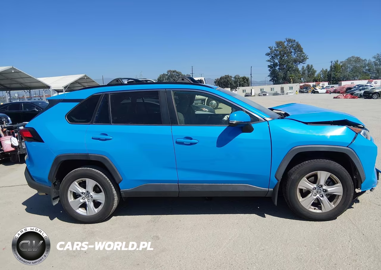 2020 Toyota Rav4 Xle VIN:JTMW1RFVXLJ017689 - 13