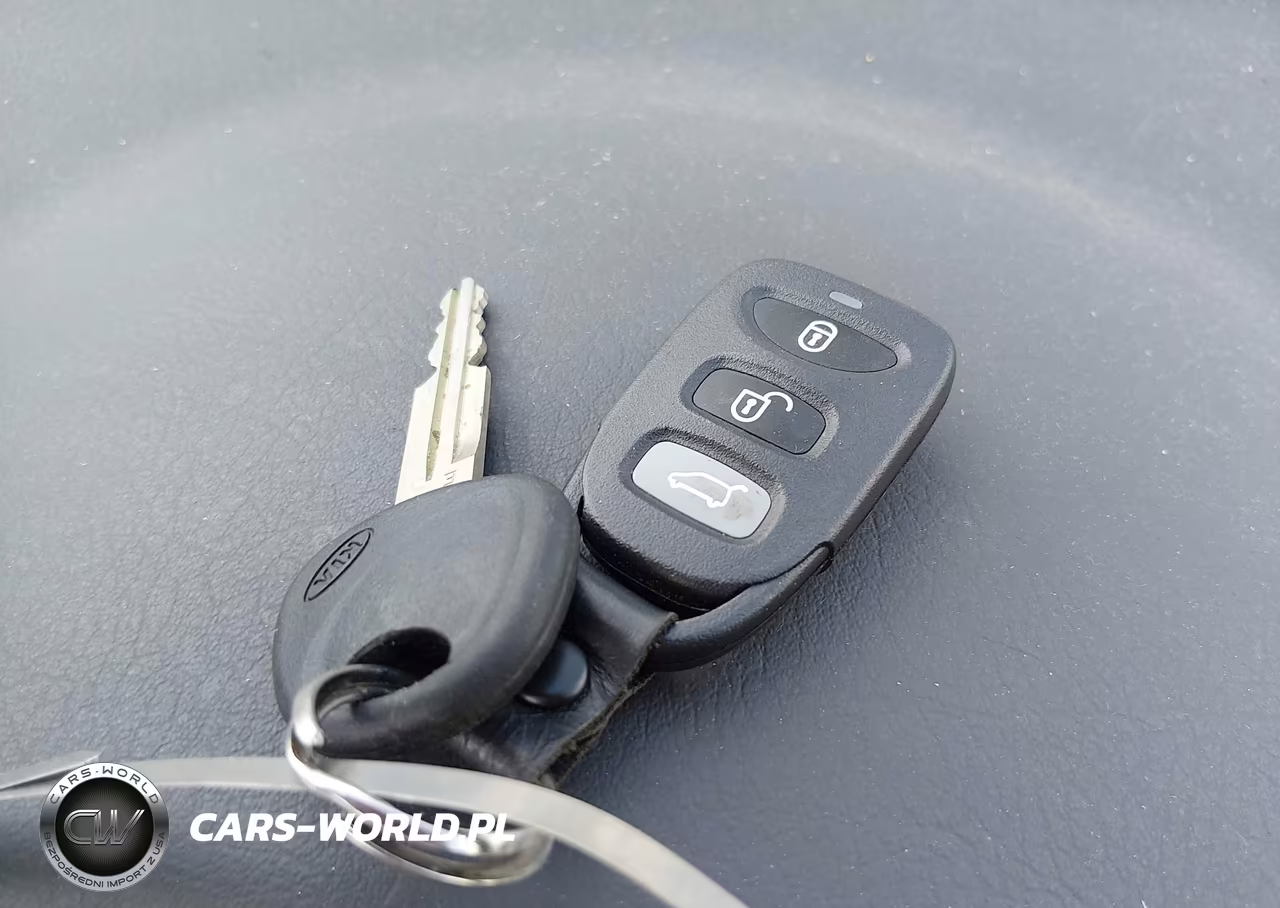 2008 Kia Sorento Lx VIN:KNDJD735885769479 - 11