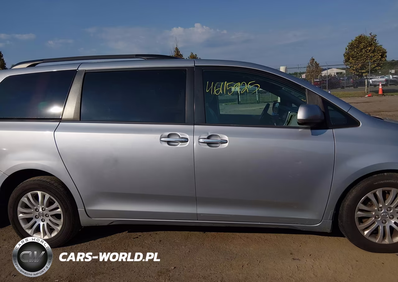 2015 Toyota Sienna Xle 8 Passenger VIN:5TDYK3DC8FS590201 - 13