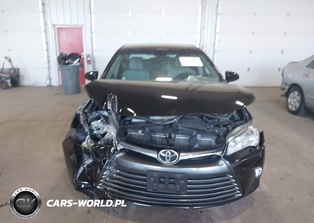 2016 Toyota Camry Le VIN:4T4BF1FK8GR531862 - 12
