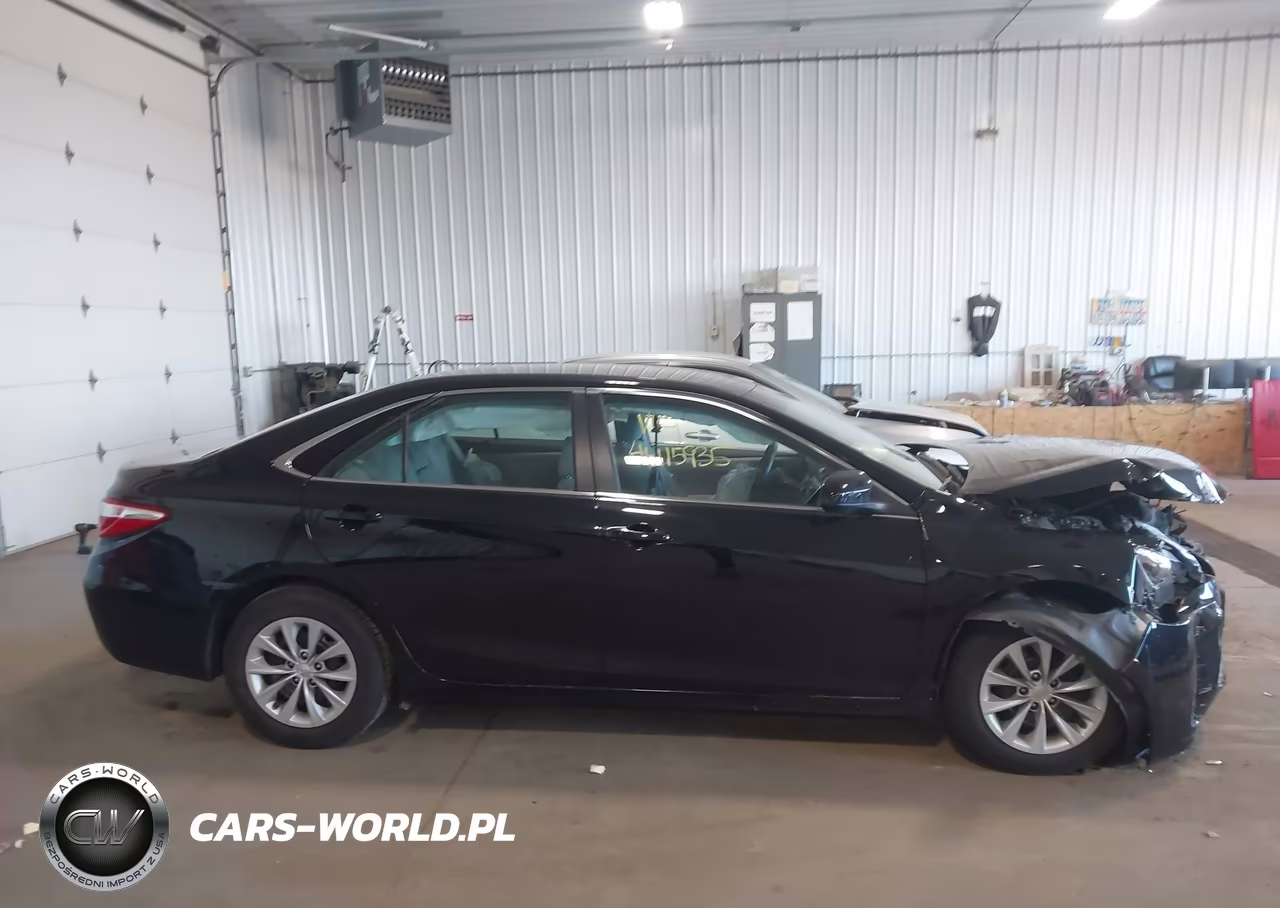2016 Toyota Camry Le VIN:4T4BF1FK8GR531862 - 13