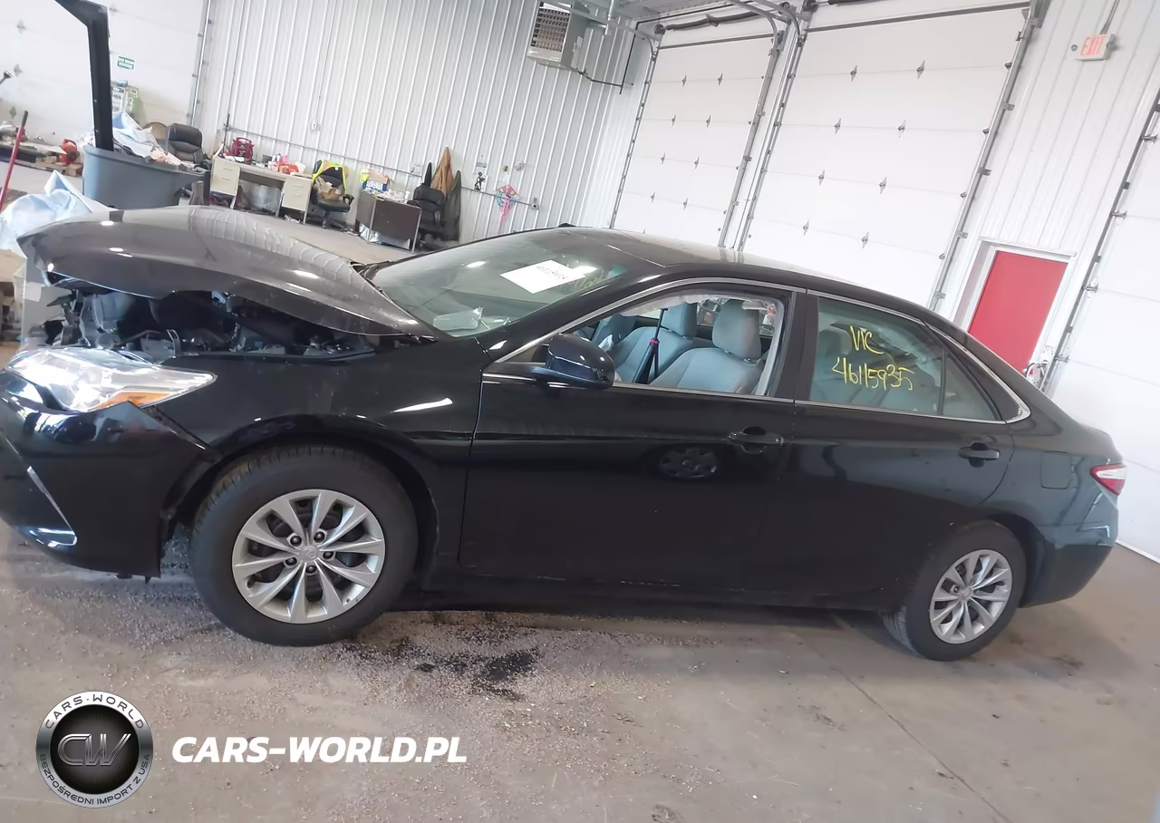 2016 Toyota Camry Le VIN:4T4BF1FK8GR531862 - 14