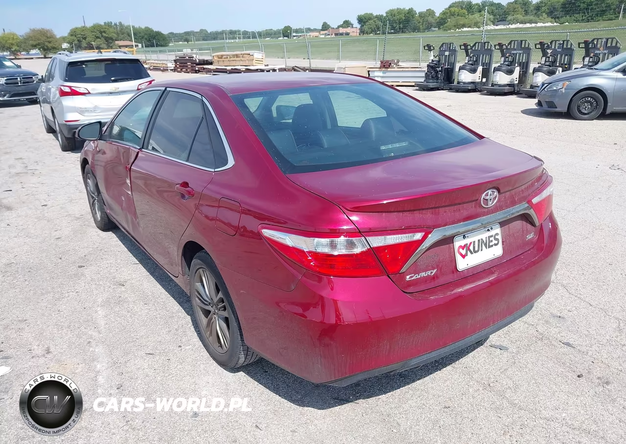 2017 Toyota Camry Se VIN:4T1BF1FK6HU785260 - 3