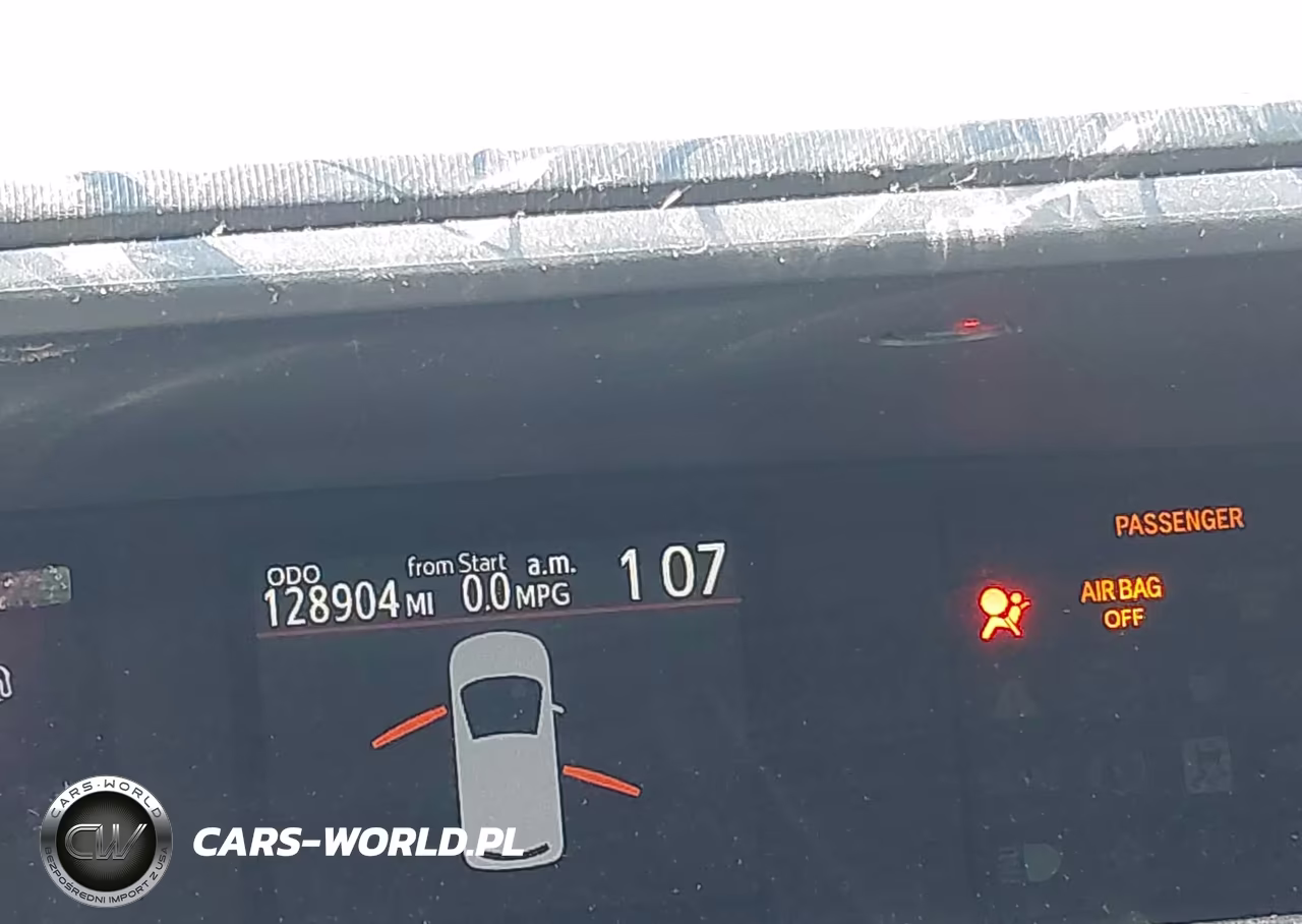2016 Toyota Prius C One VIN:JTDKDTB34G1126078 - 15