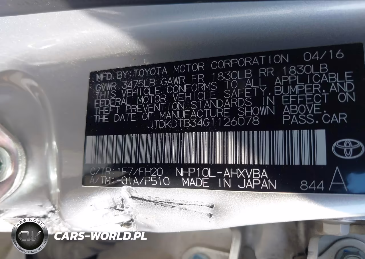2016 Toyota Prius C One VIN:JTDKDTB34G1126078 - 9