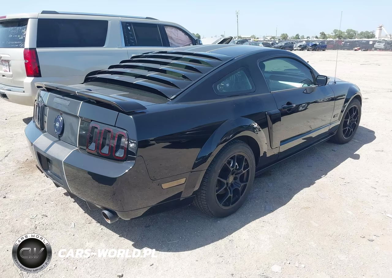2007 Ford Mustang Gt Deluxe-Gt Premium VIN:1ZVFT82H375258011 - 4