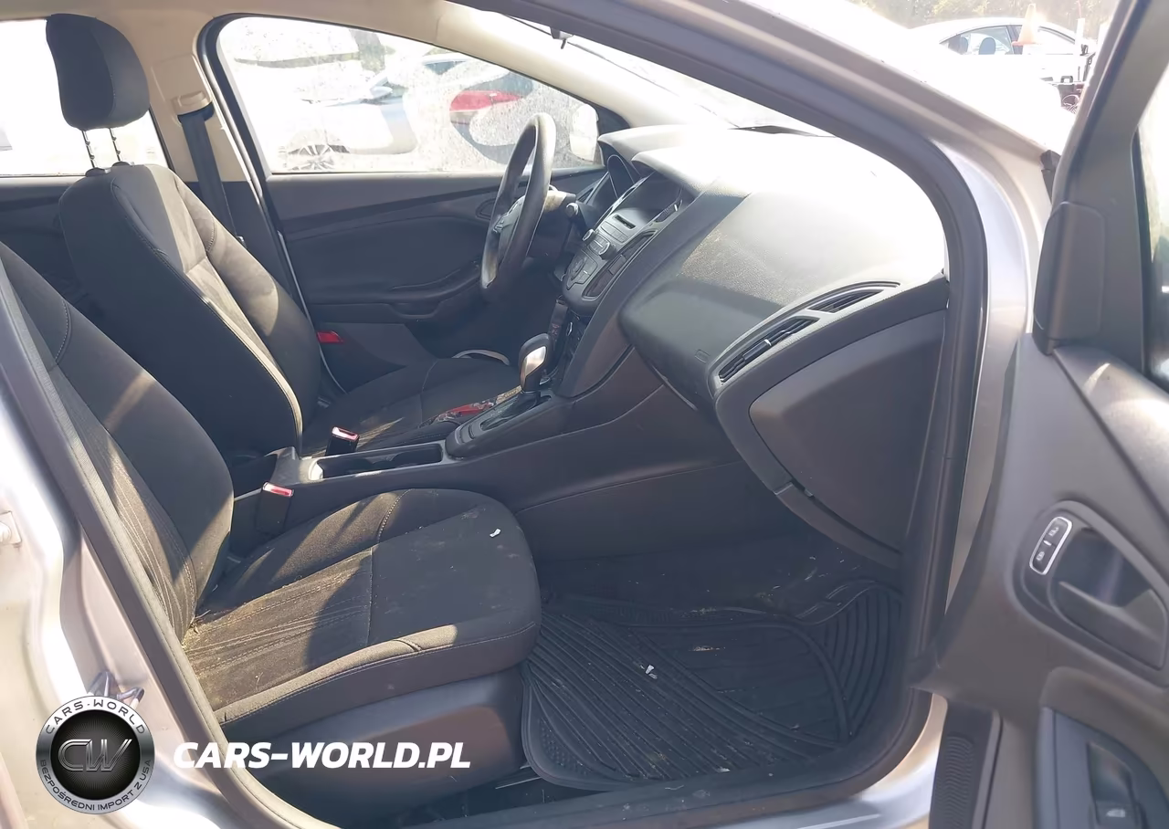 2016 Ford Focus S VIN:1FADP3E22GL248970 - 5