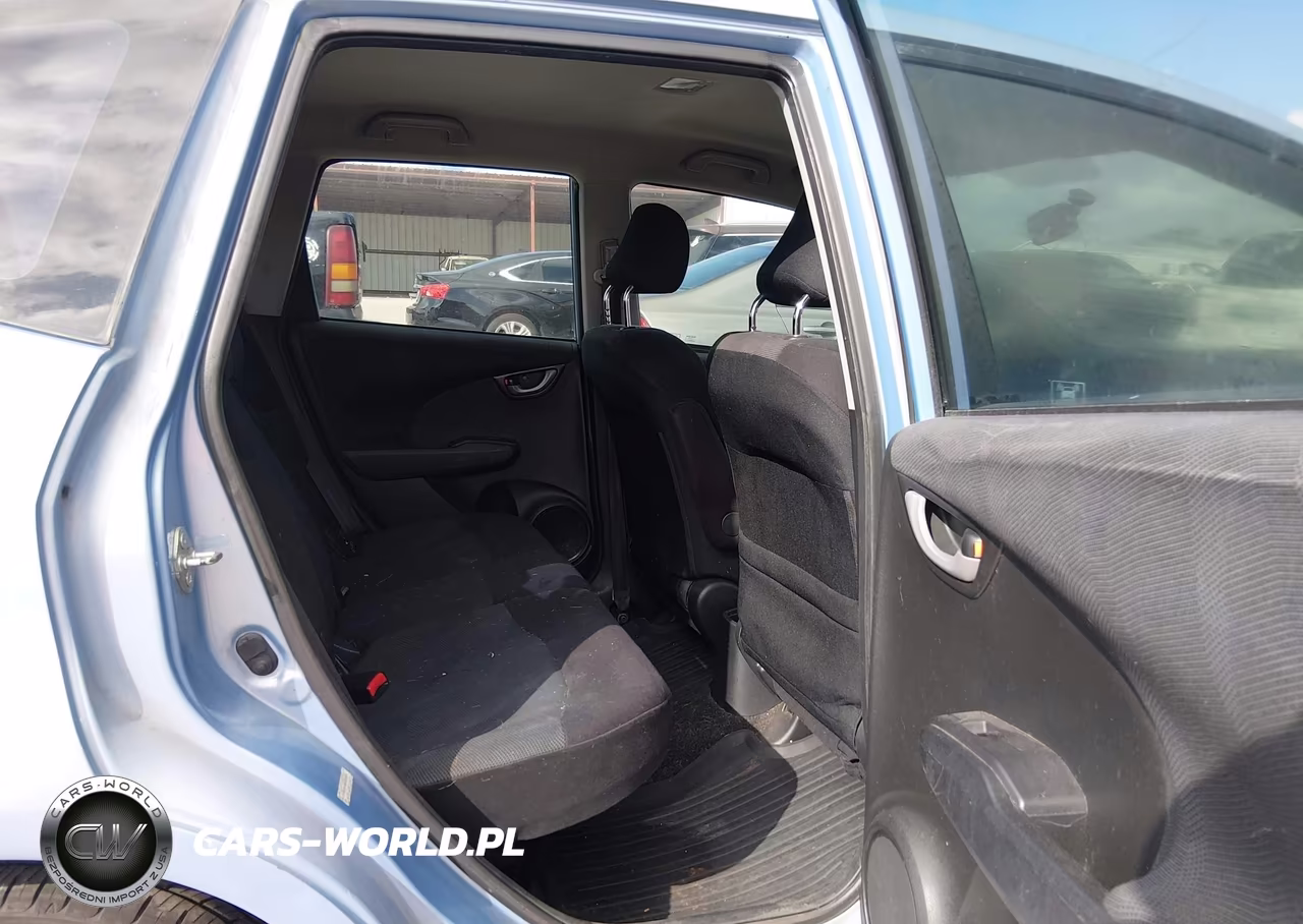 2010 Honda Fit Sport VIN:JHMGE8H68AS006964 - 8