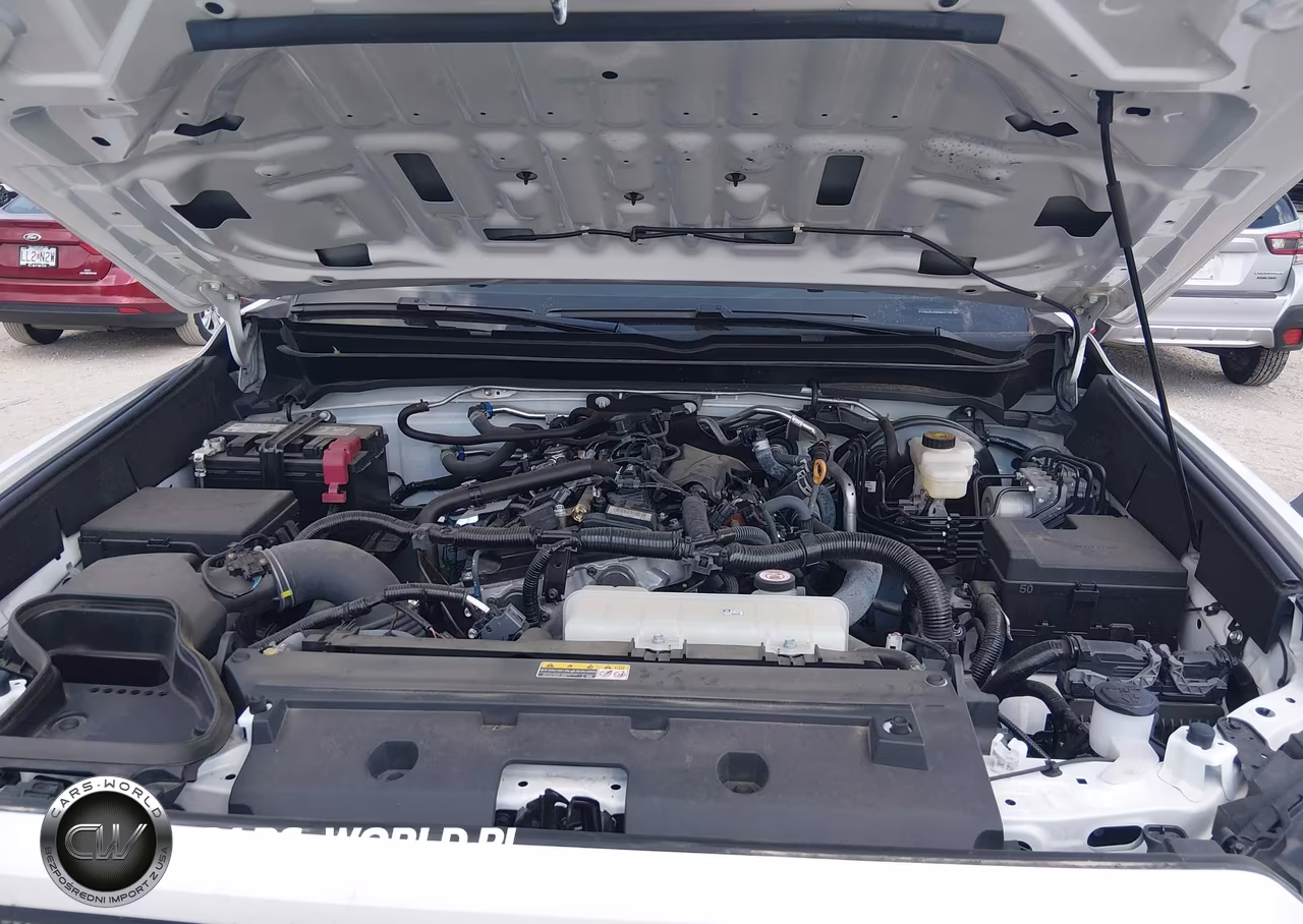 2024 Toyota Tacoma Trd Sport VIN:3TMLB5JN8RM049746 - 10