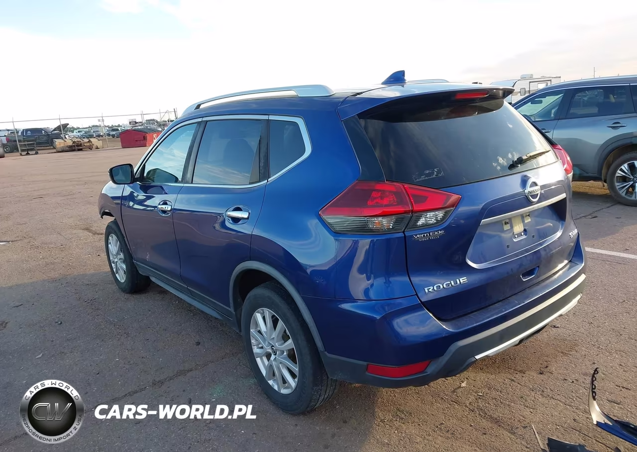 2018 Nissan Rogue Sv VIN:JN8AT2MV8JW327326 - 3