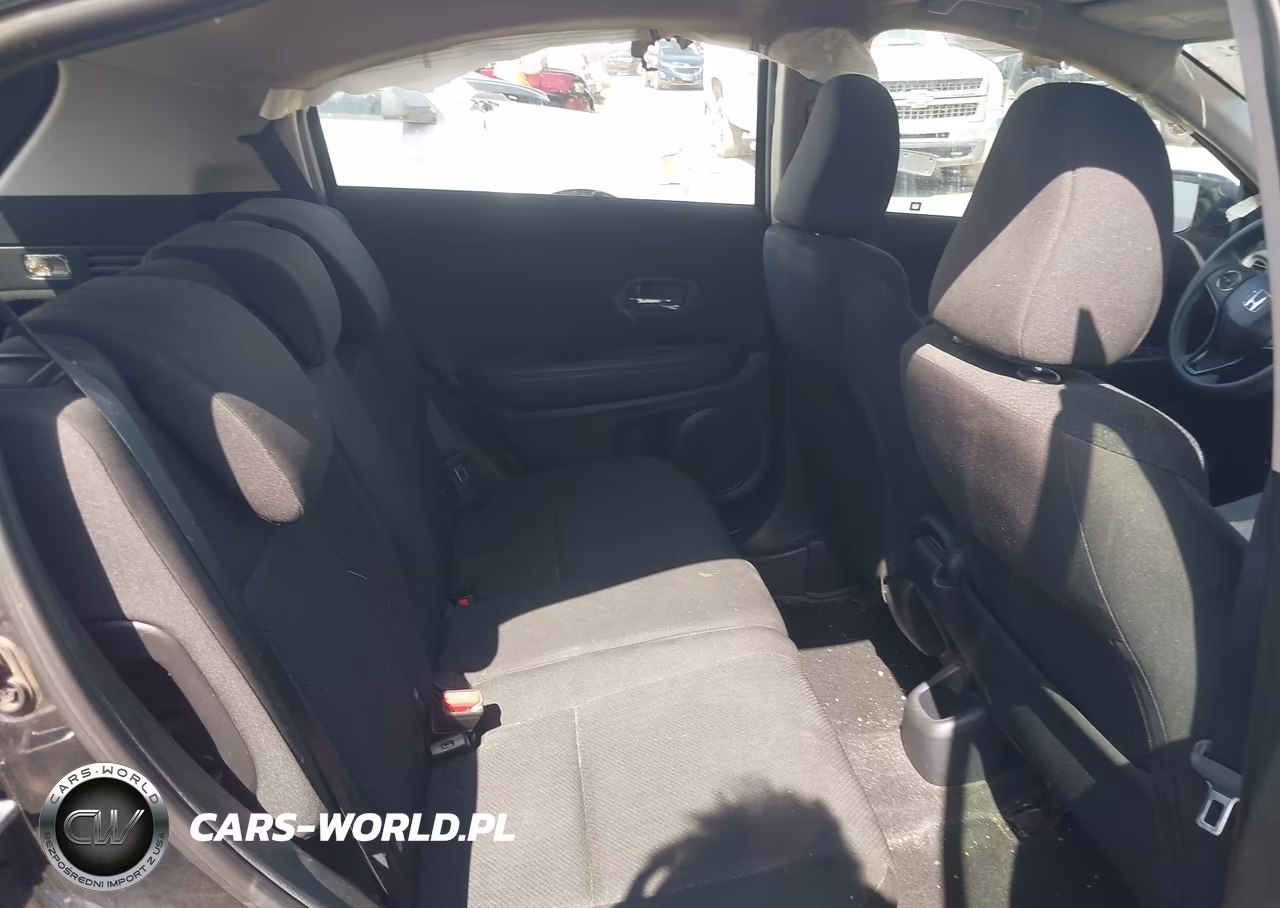 2018 Honda Hr-V Lx VIN:3CZRU5H30JM707874 - 8