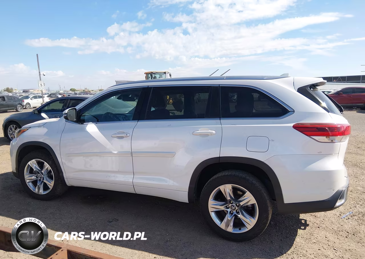 2017 Toyota Highlander Limited VIN:5TDYZRFH4HS204805 - 14