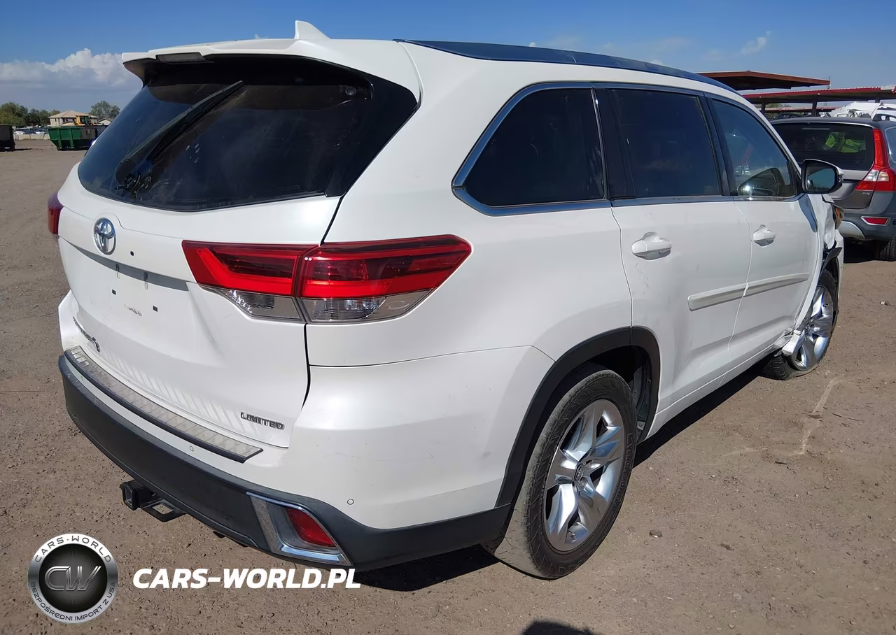 2017 Toyota Highlander Limited VIN:5TDYZRFH4HS204805 - 4