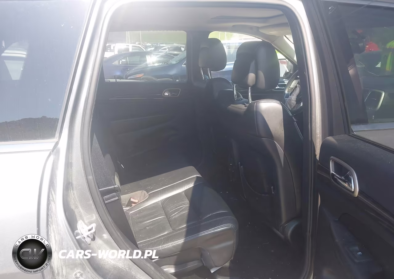 2013 Jeep Grand Cherokee Laredo VIN:1C4RJFAG1DC507089 - 8