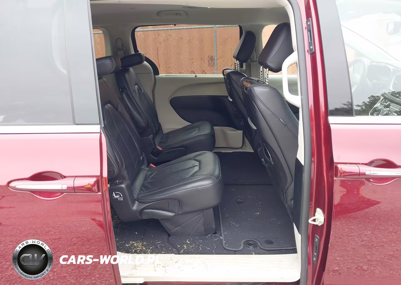 2020 Chrysler Pacifica Touring L Plus VIN:2C4RC1EG8LR242135 - 8