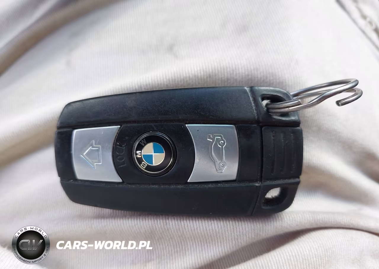 2011 BMW 328I VIN:WBAPH5G50BNM75818 - 11