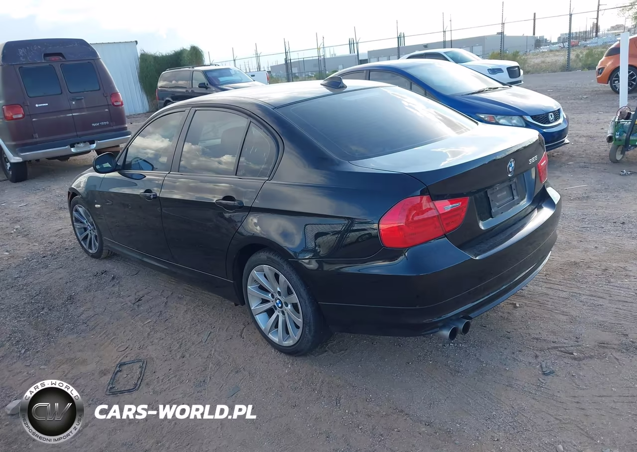 2011 BMW 328I VIN:WBAPH5G50BNM75818 - 3