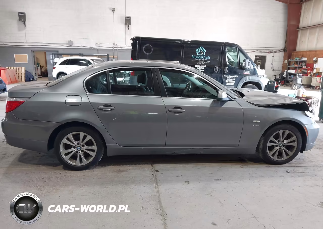 2010 BMW 528I xDrive VIN:WBANV1C5XAC389313 - 14