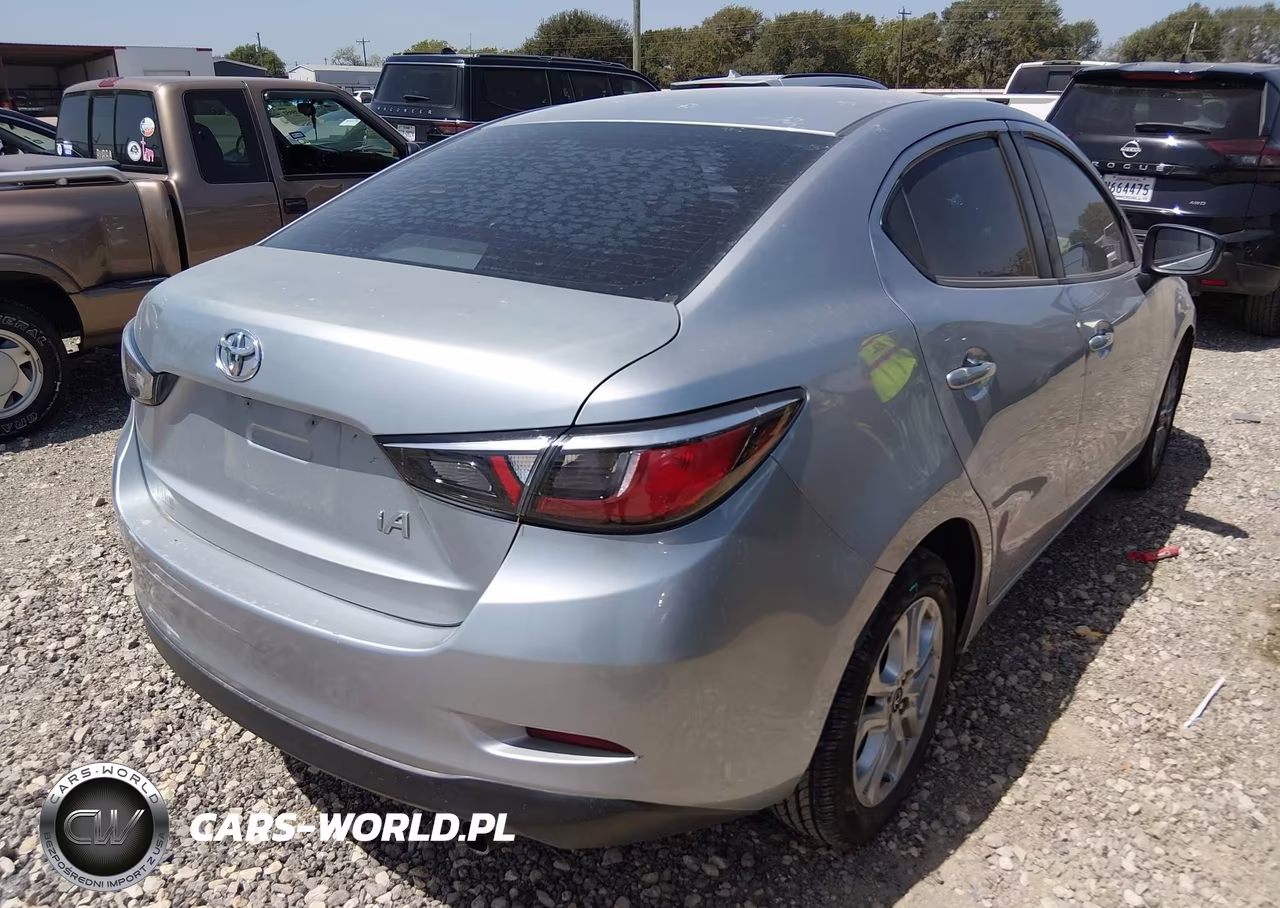 2017 Toyota Yaris Ia VIN:3MYDLBYV1HY157804 - 4