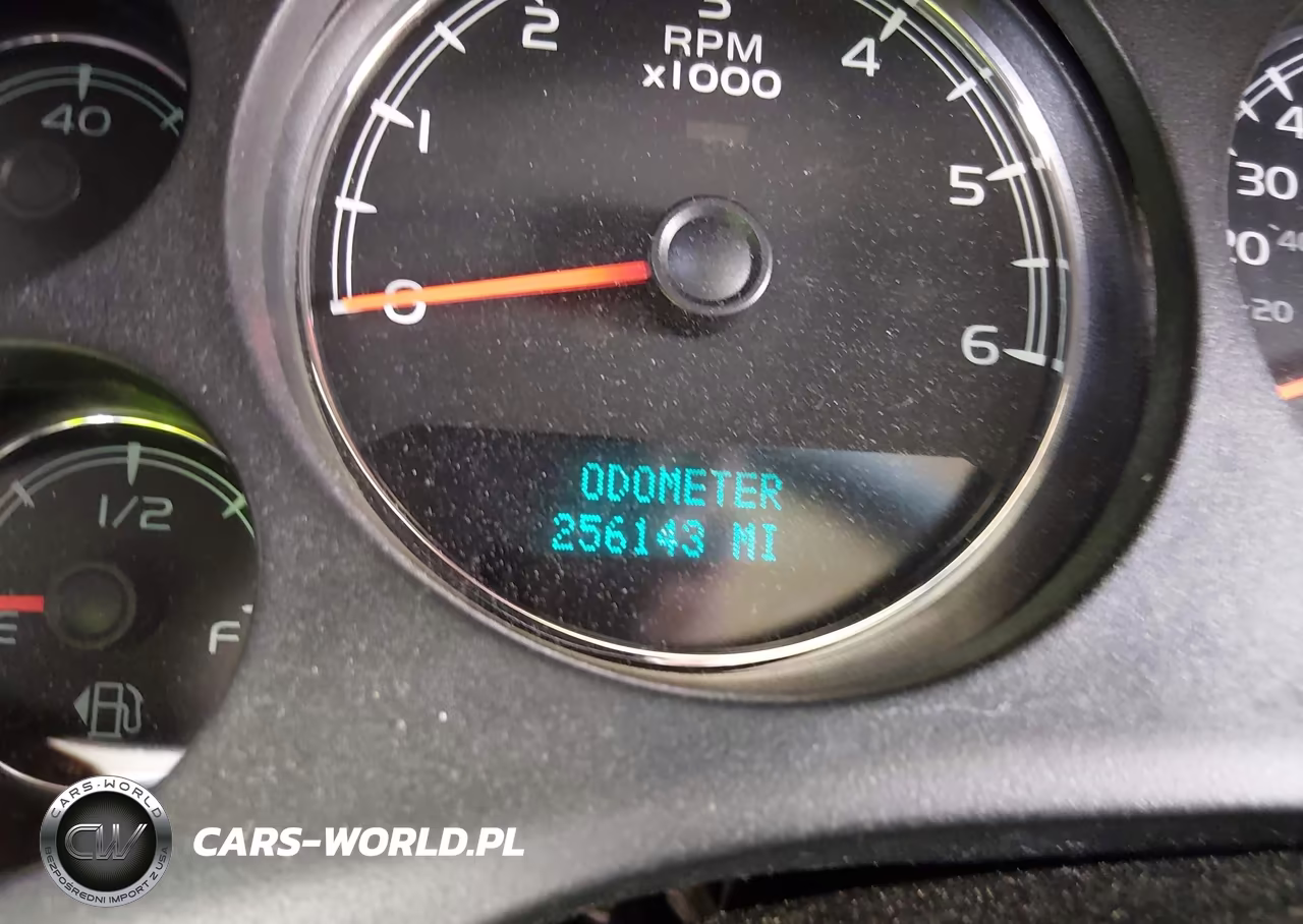 2010 Chevrolet Tahoe Lt VIN:1GNUCBE04AR209887 - 7