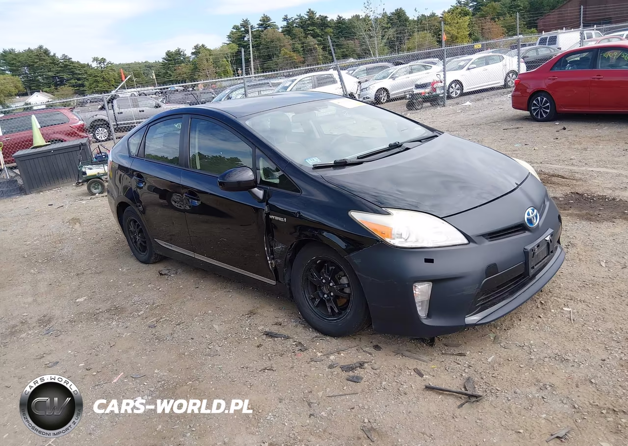 2014 Toyota Prius Three