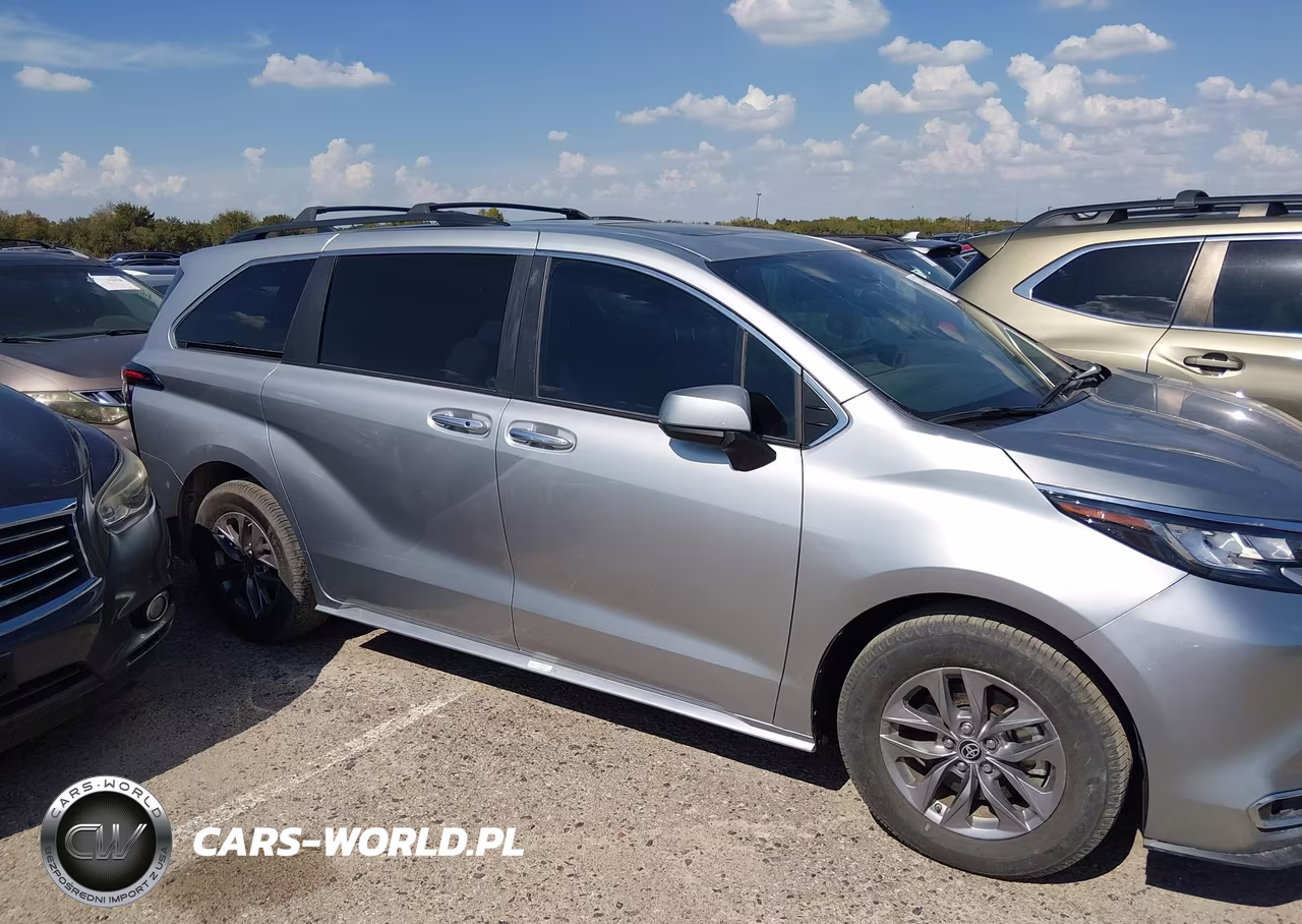 2025 Toyota Sienna Xle-Xle 8 Passenger VIN:5TDYRKEC6SS228155 - 13