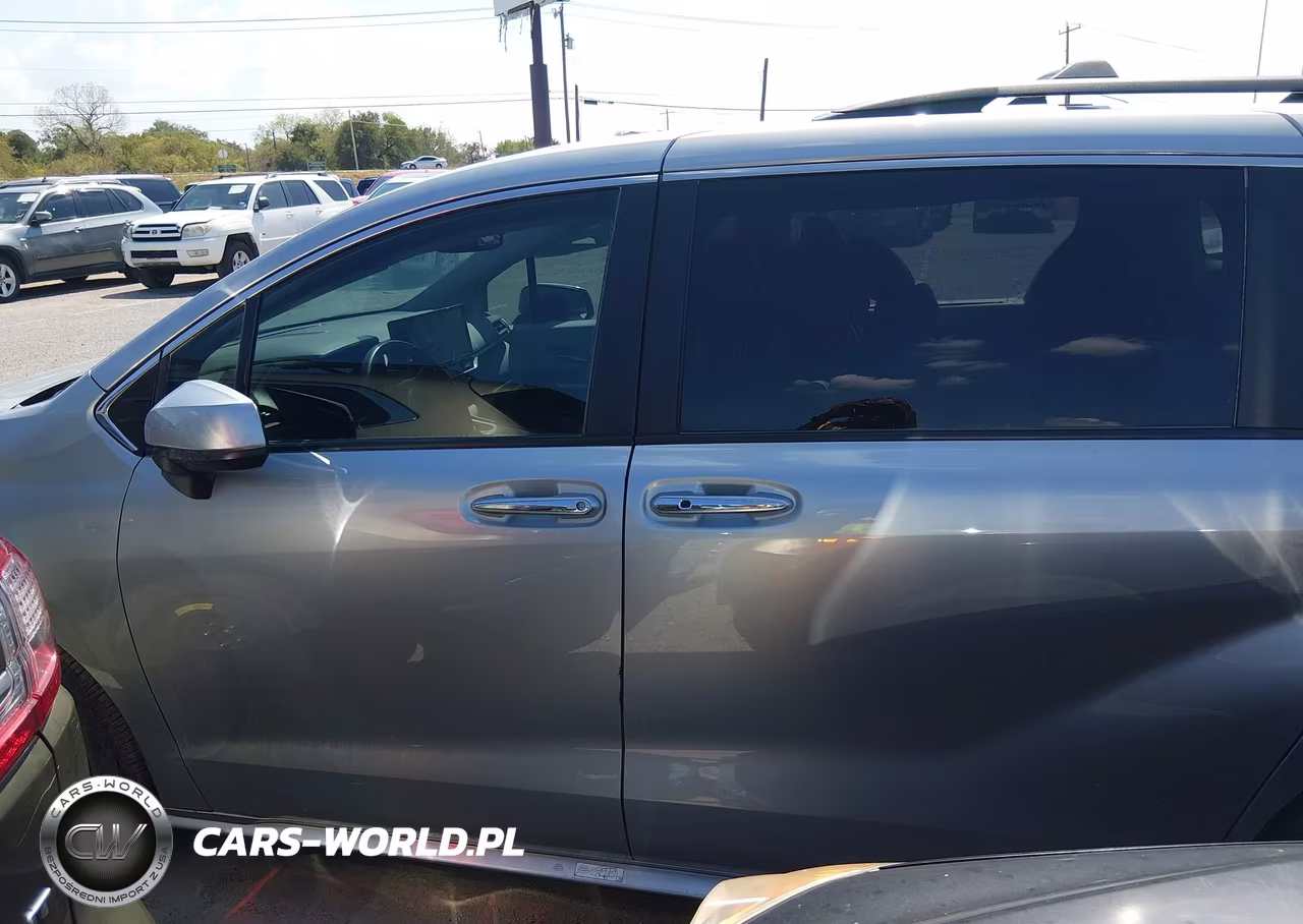 2025 Toyota Sienna Xle-Xle 8 Passenger VIN:5TDYRKEC6SS228155 - 14