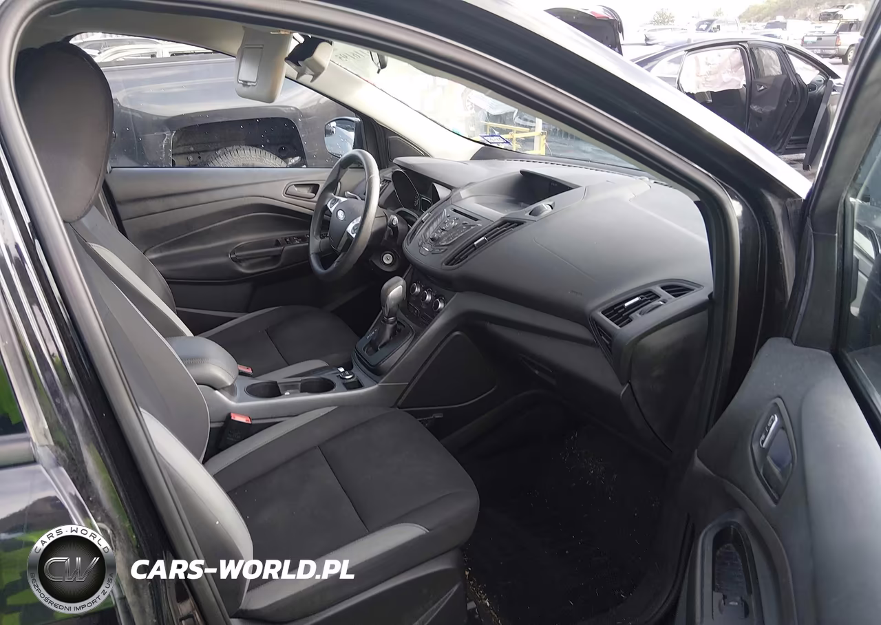 2015 Ford Escape S VIN:1FMCU0F74FUB29622 - 5
