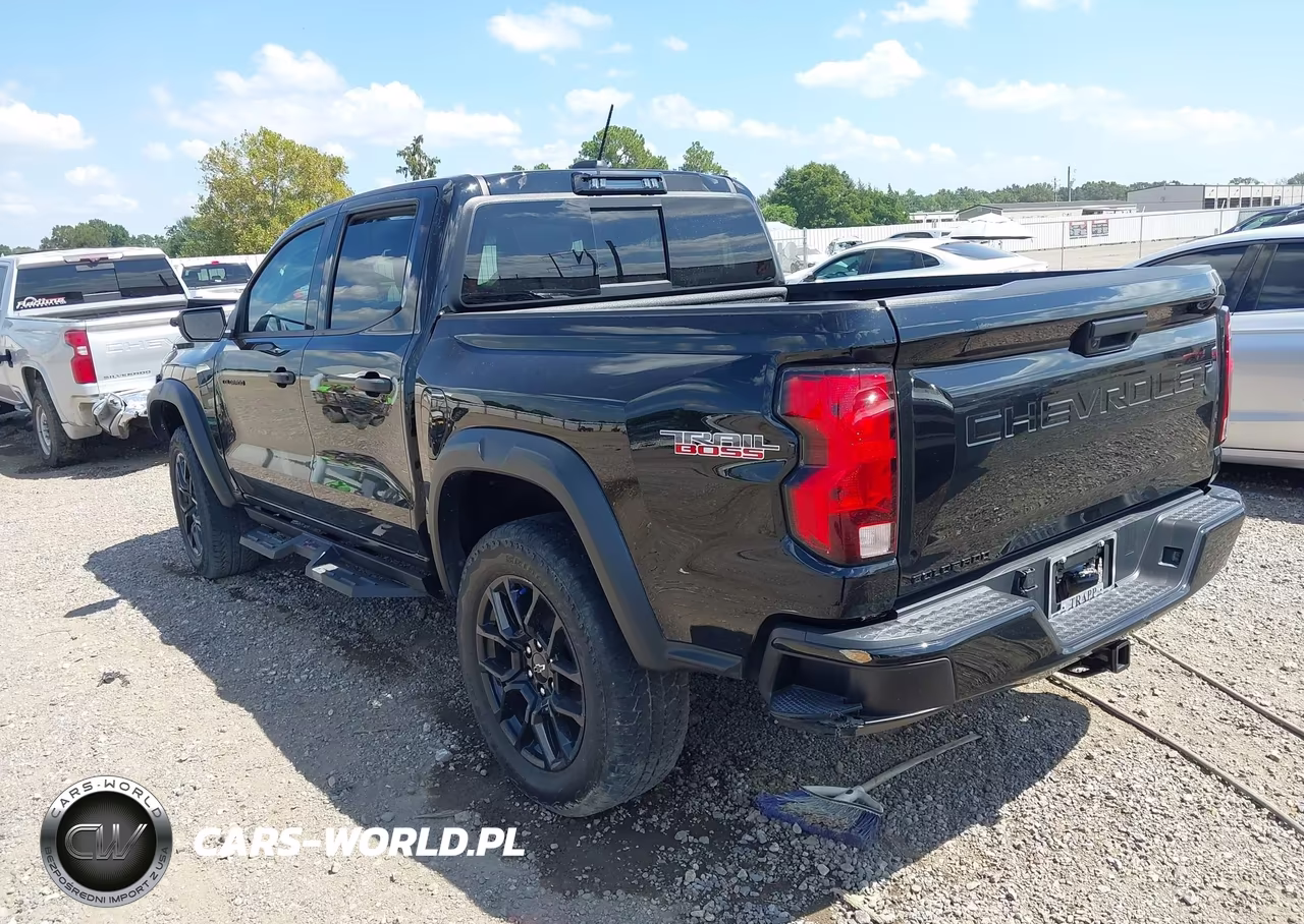 2024 Chevrolet Colorado 4Wd Trail Boss VIN:1GCPTEEK1R1147061 - 3