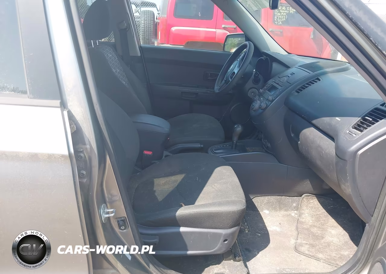 2010 Kia Soul + VIN:KNDJT2A24A7089619 - 5