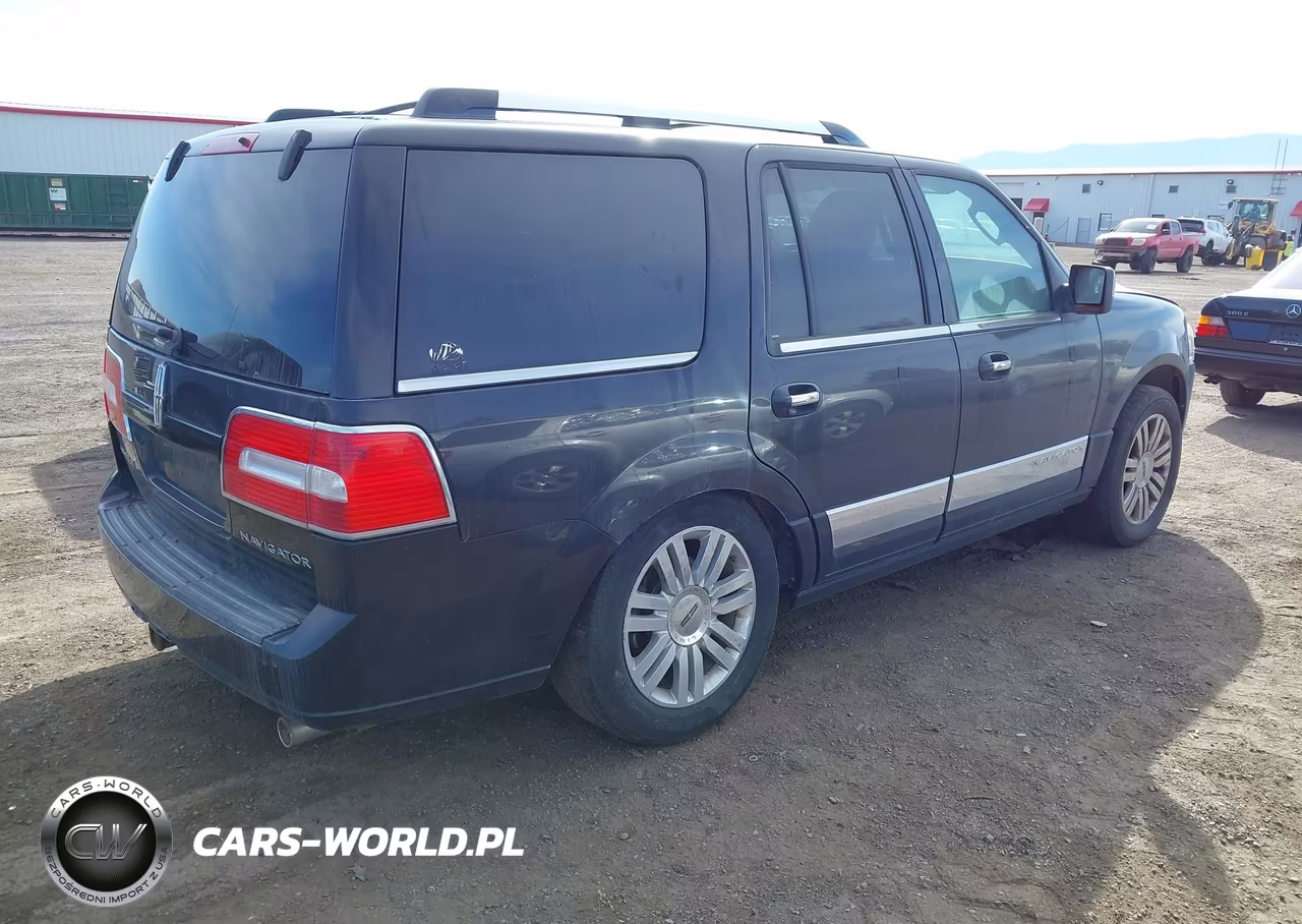 2010 Lincoln Navigator VIN:5LMJJ2J58AEJ06006 - 4
