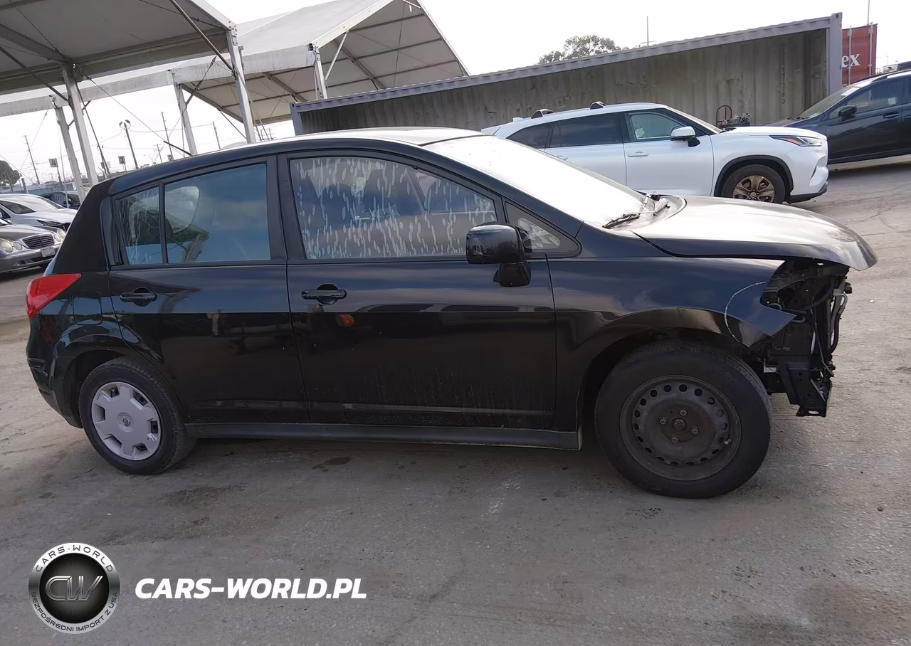 2011 Nissan Versa 1.8S VIN:3N1BC1CP8BL421326 - 14