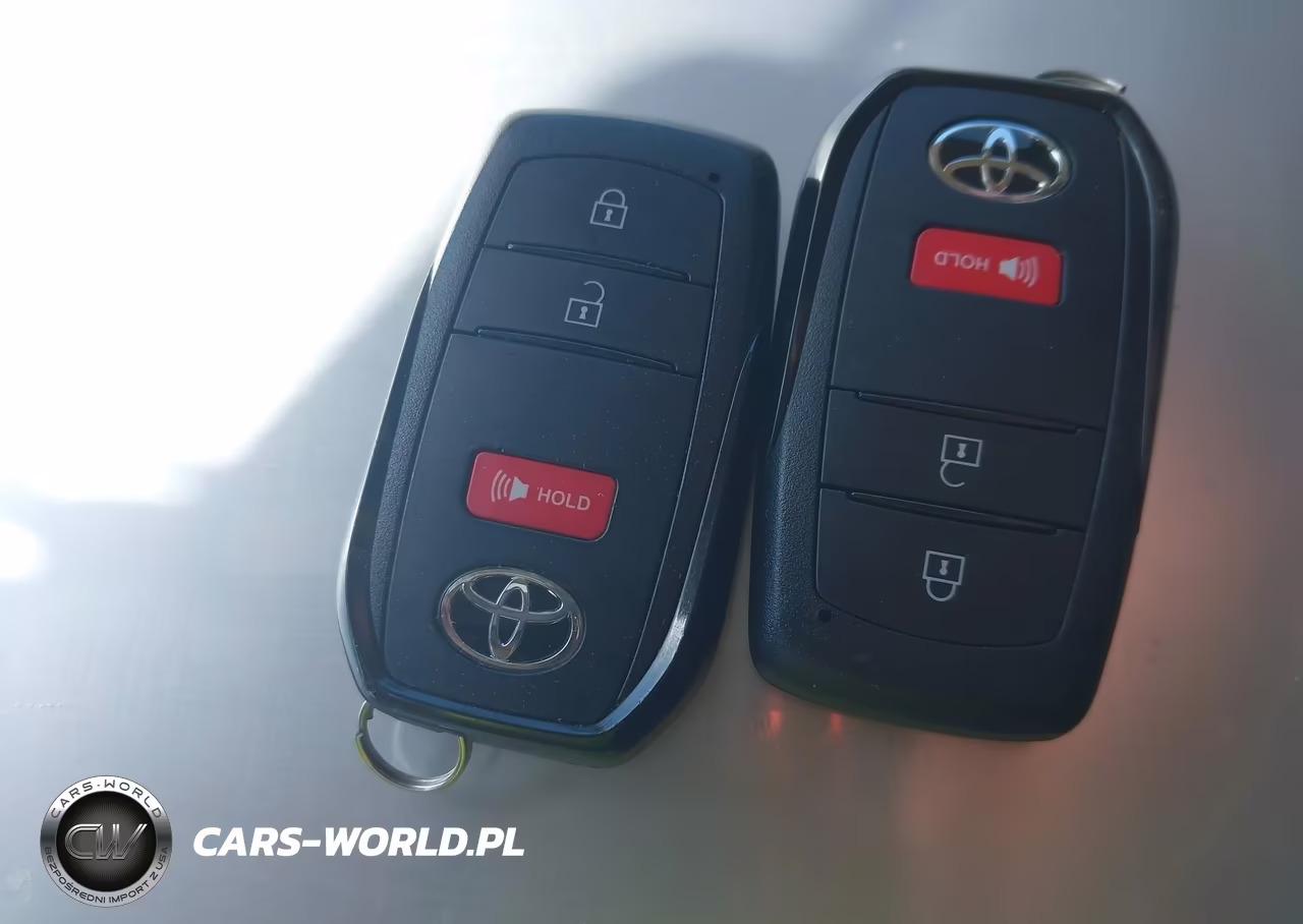 2026 Toyota Prius Plug-In Hybrid Xse VIN:JTDACACU7T3069366 - 11
