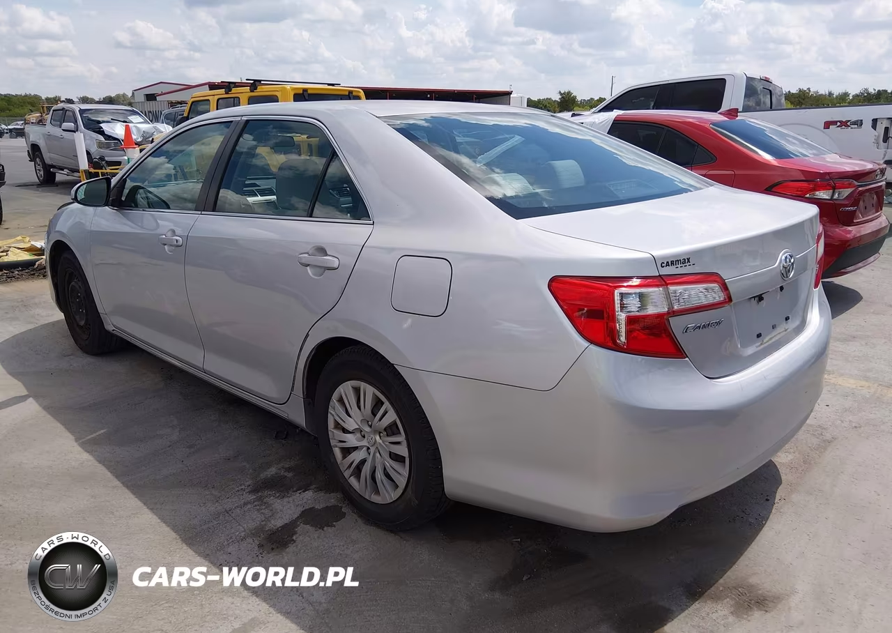 2012 Toyota Camry Le VIN:4T1BF1FK4CU071894 - 3