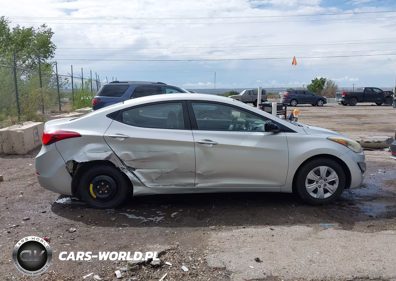 2016 Hyundai Elantra Se VIN:5NPDH4AE3GH681344 - 13