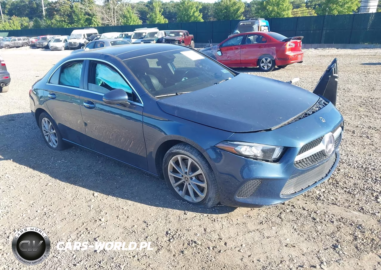 2019 Mercedes-Benz A 220 4Matic – zdjęcie 1 z 15