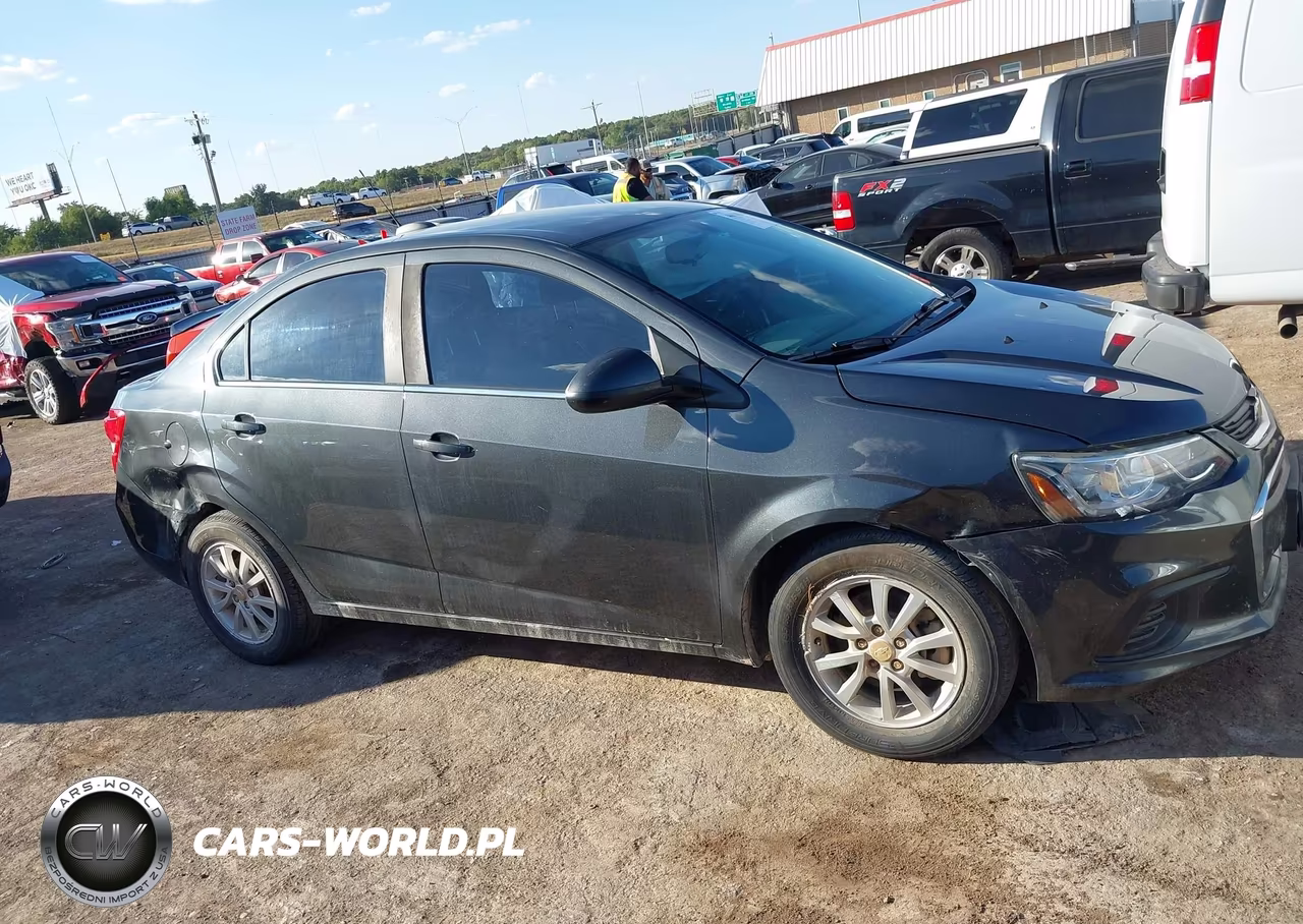 2018 Chevrolet Sonic Lt Auto VIN:1G1JD5SH7J4129414 - 13