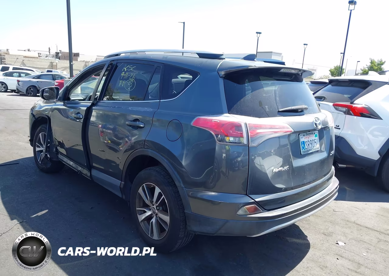 2016 Toyota Rav4 Xle VIN:JTMWFREV7GD090798 - 3