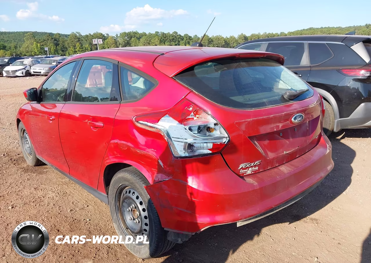 2012 Ford Focus Se VIN:1FAHP3K23CL303555 - 6