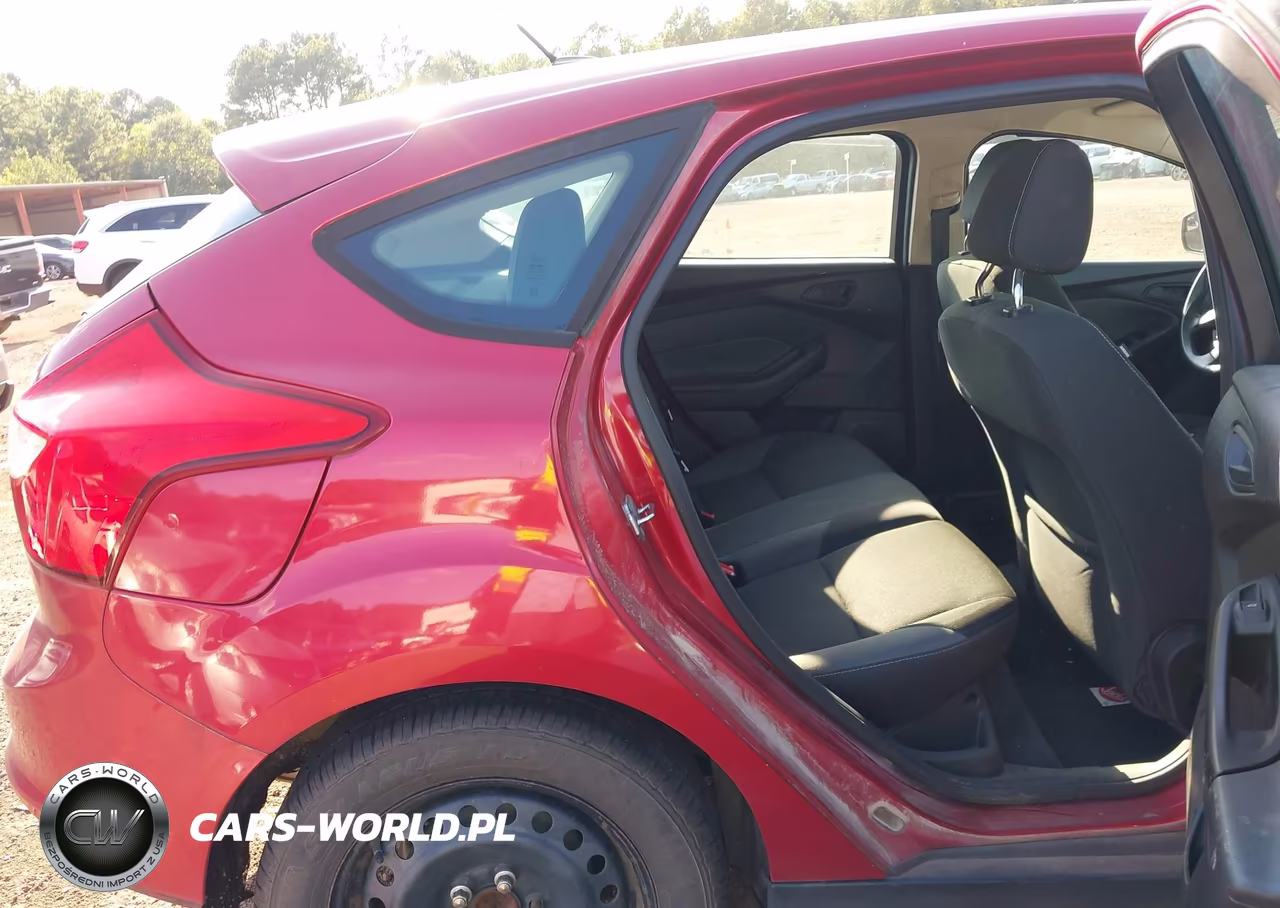 2012 Ford Focus Se VIN:1FAHP3K23CL303555 - 8