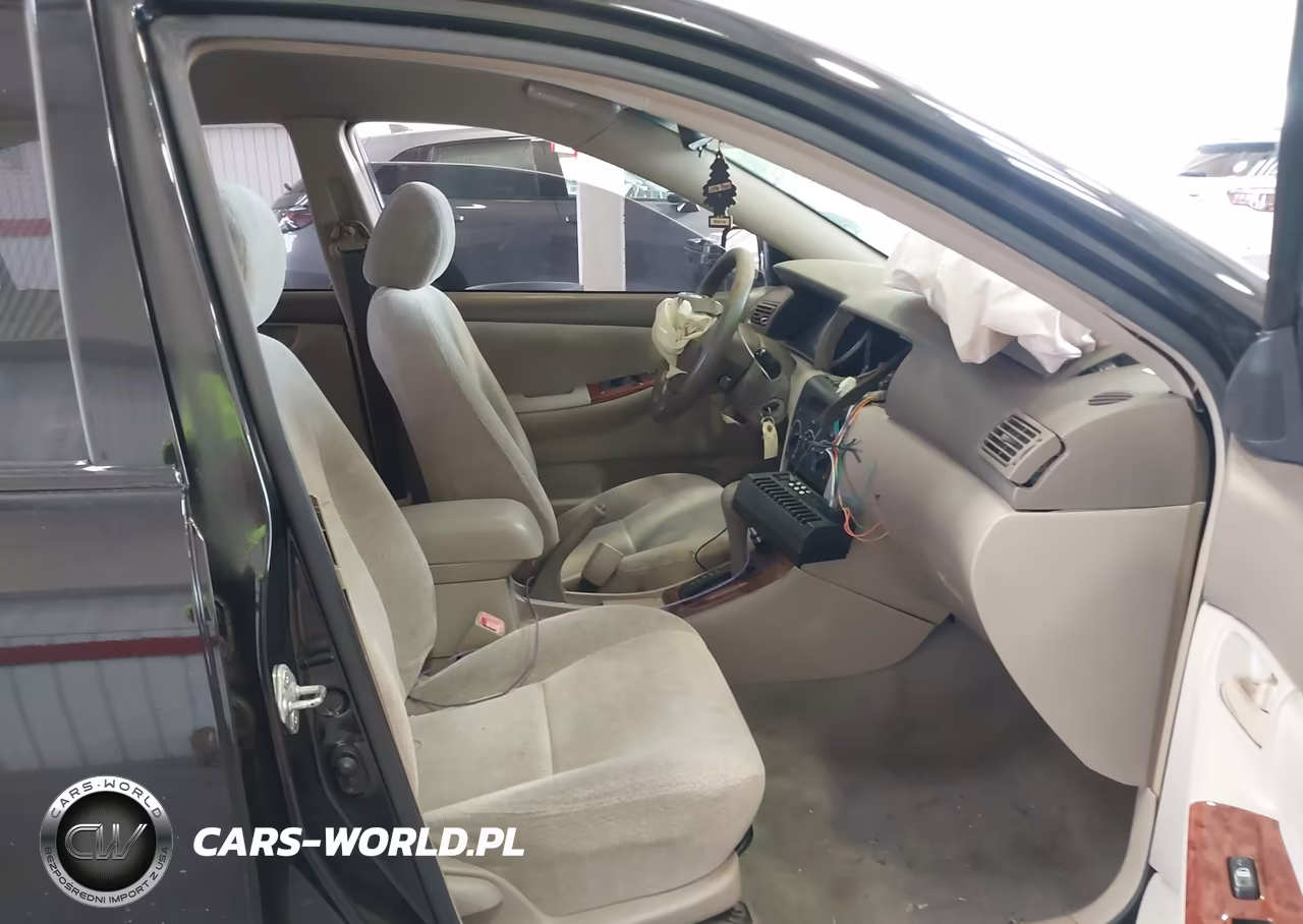 2004 Toyota Corolla Le VIN:1NXBR32E54Z275611 - 5