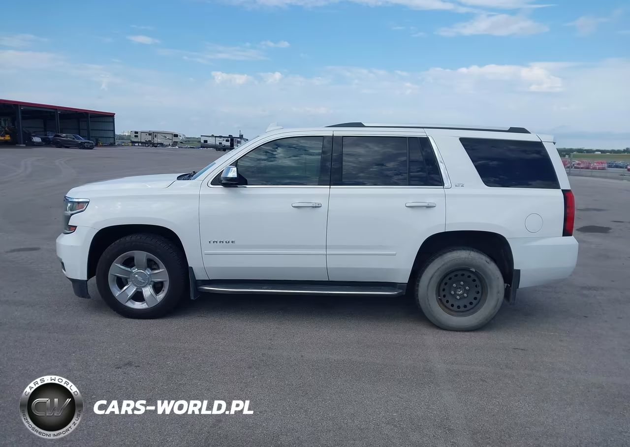 2015 Chevrolet Tahoe Ltz VIN:1GNSKCKC8FR740726 - 14