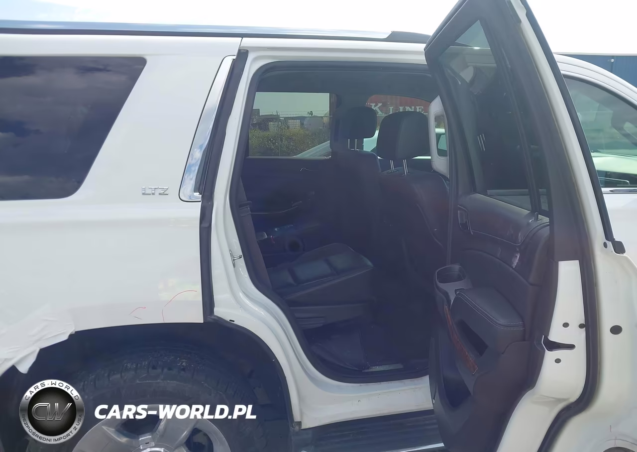 2015 Chevrolet Tahoe Ltz VIN:1GNSKCKC8FR740726 - 8
