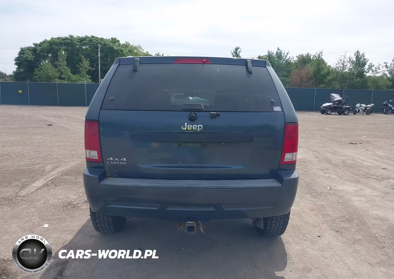 2007 Jeep Grand Cherokee Laredo VIN:1J8GR48K77C638460 - 16