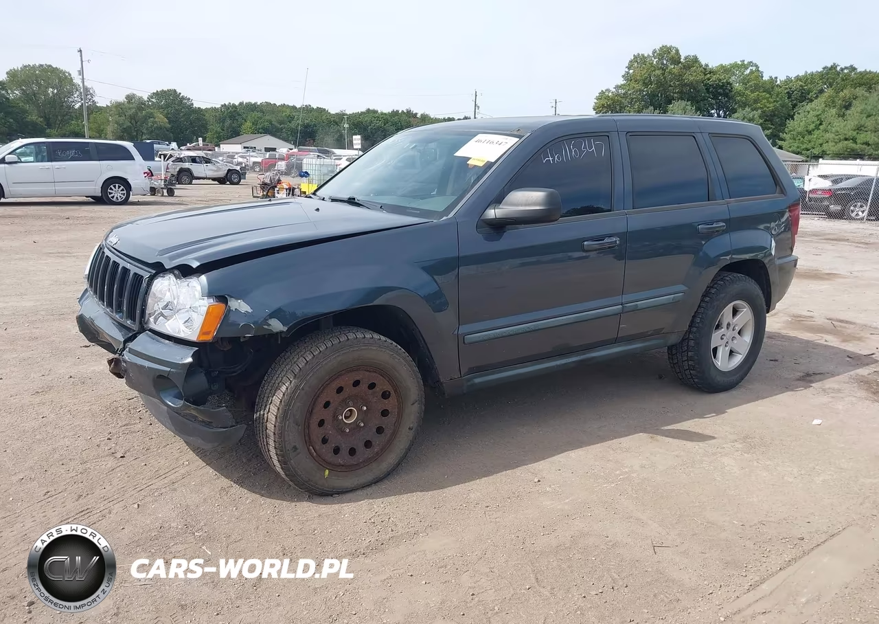 2007 Jeep Grand Cherokee Laredo VIN:1J8GR48K77C638460 - 2