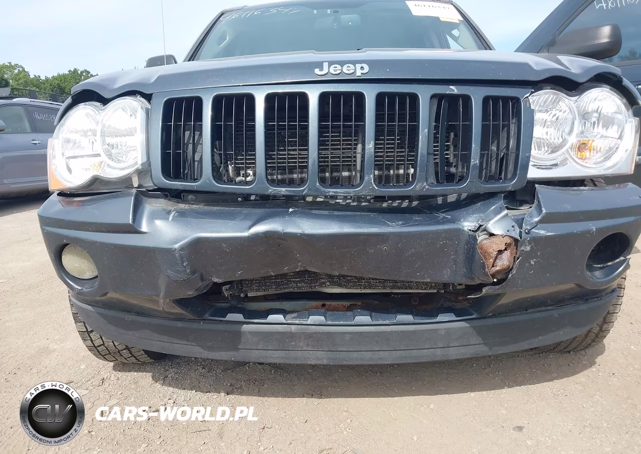 2007 Jeep Grand Cherokee Laredo VIN:1J8GR48K77C638460 - 6