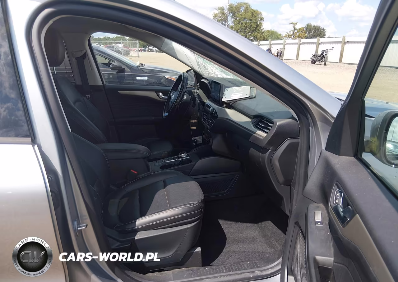 2021 Ford Escape Sel VIN:1FMCU0H62MUB05031 - 5