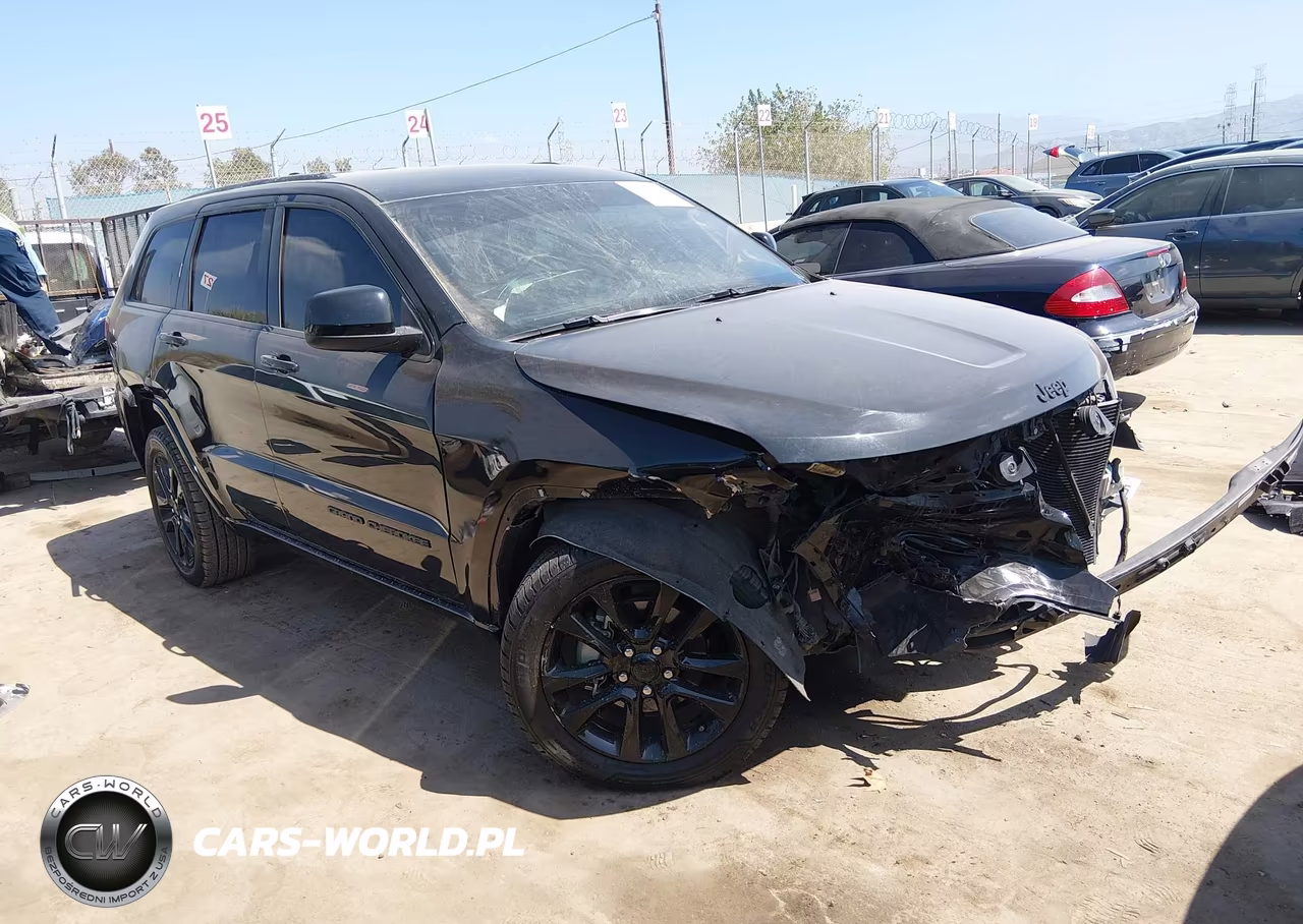2018 Jeep Grand Cherokee Altitude 4X2 VIN:1C4RJEAG9JC471609 - 1