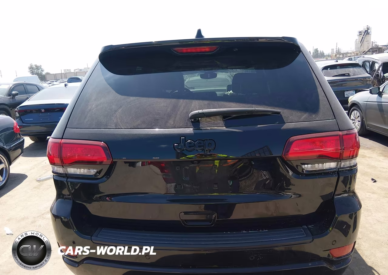 2018 Jeep Grand Cherokee Altitude 4X2 VIN:1C4RJEAG9JC471609 - 16